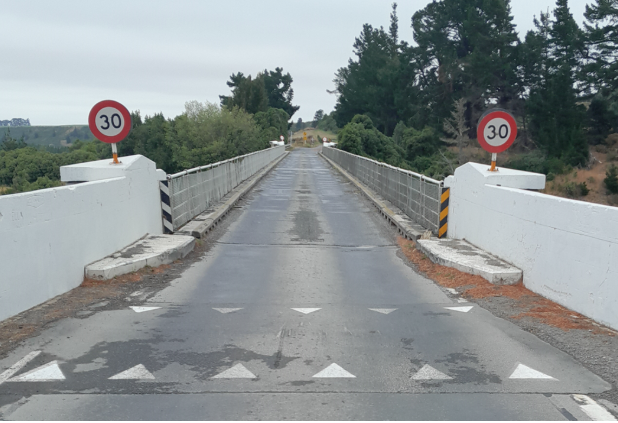 Picture of Waimakariri Gorge Bridge Deck